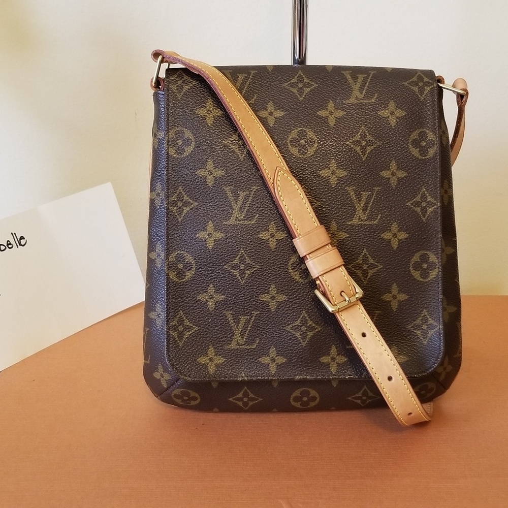 LV musette salsa authentic